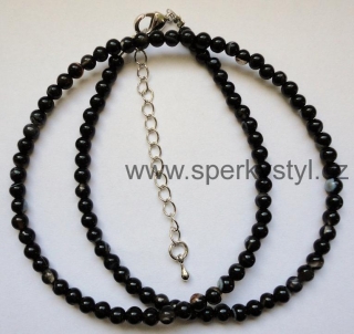 Elegantní náhrdelník z minerálu onyx